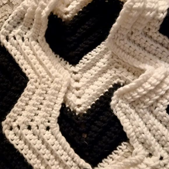 Hand Crochet Black and White Chevron Knit Shawl with Buttons - Picture 5 of 7